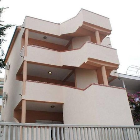 Apartments Anne Petrovac ภายนอก รูปภาพ