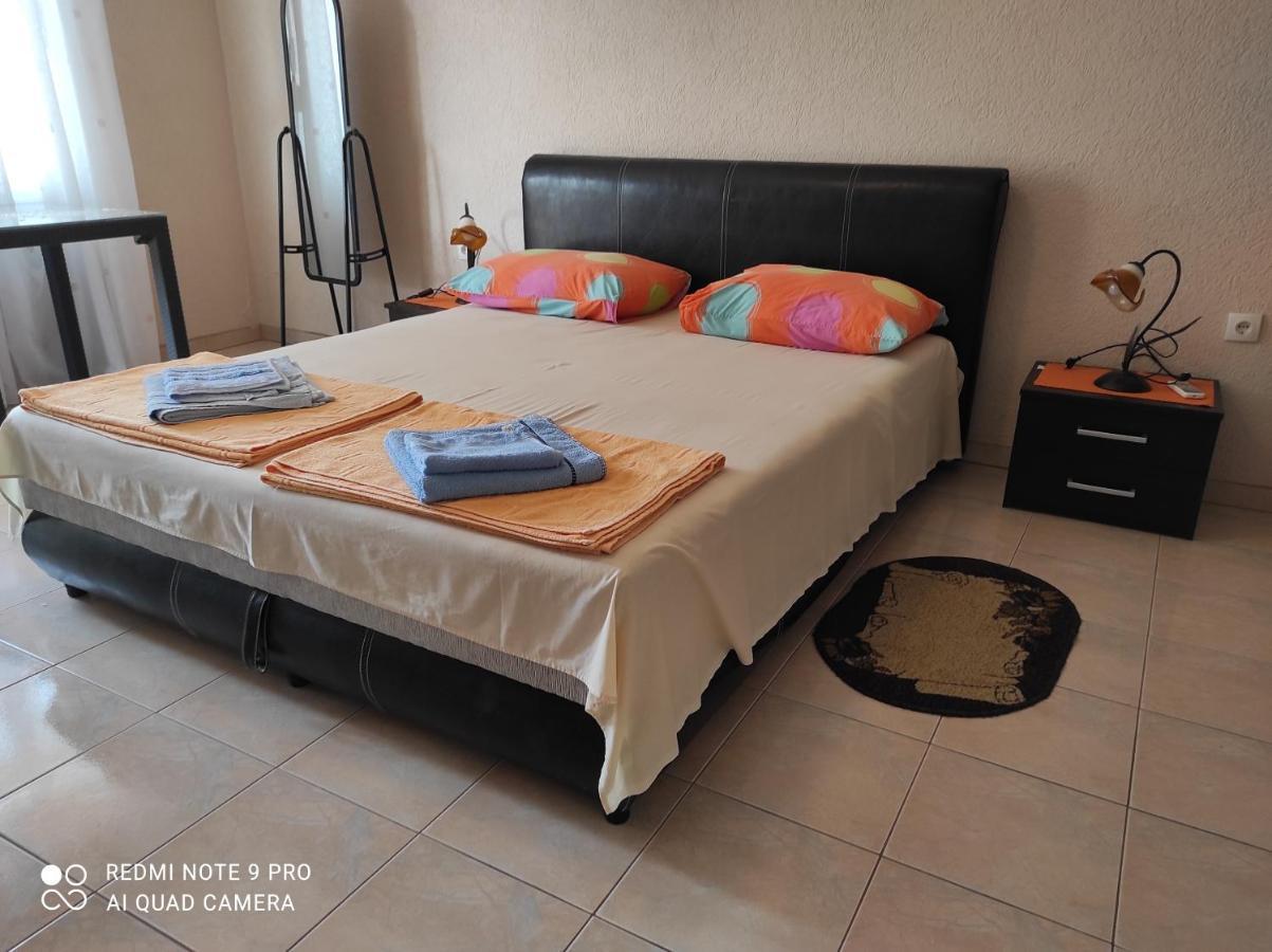 Apartments Anne Petrovac ภายนอก รูปภาพ