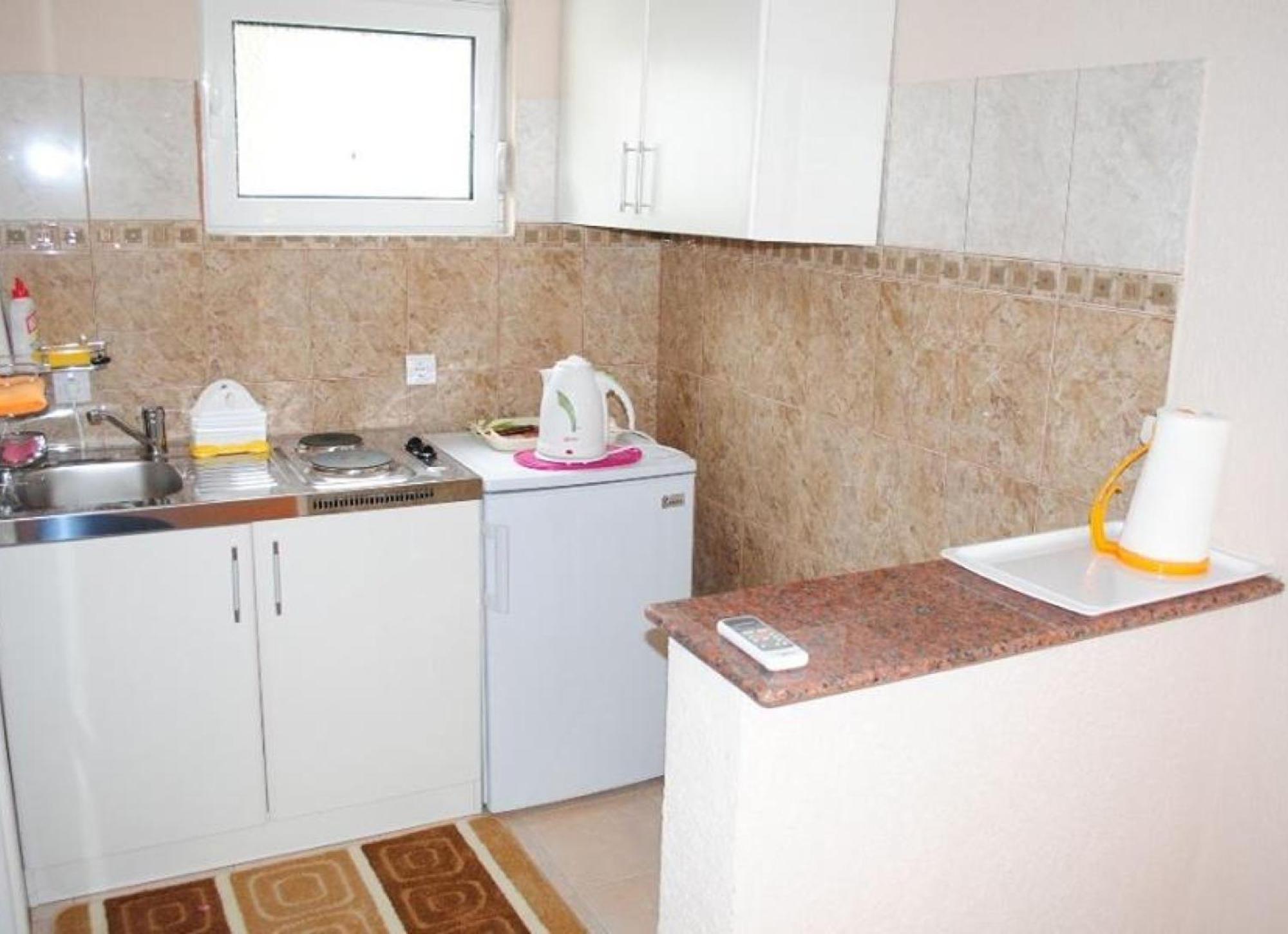 Apartments Anne Petrovac ภายนอก รูปภาพ